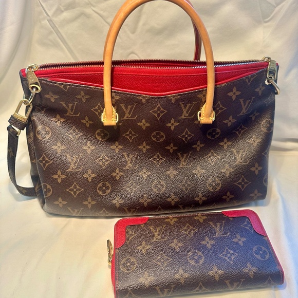 LOUIS VUITTON Z. Wallet & Pallas MNG Cerise Purse - A+ Cond. Orig Receipt/Bag - Picture 3 of 16
